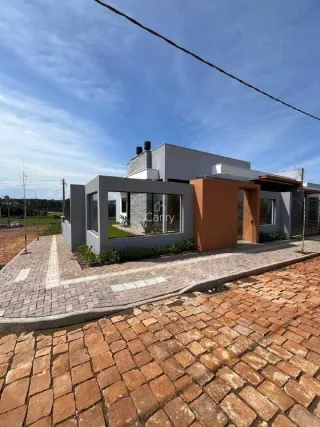 Casa geminada com 3 dormitórios