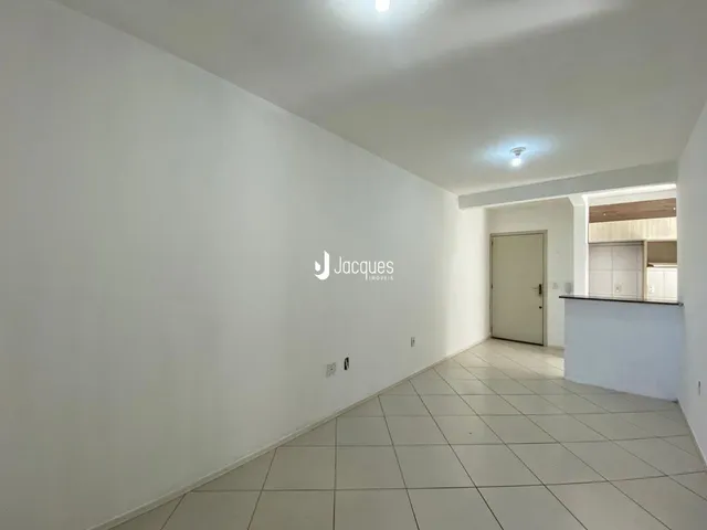 Apartamento com 2 dormitórios, foto 3