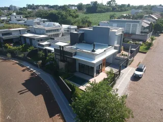 Casa com 3 dormitórios, foto 2