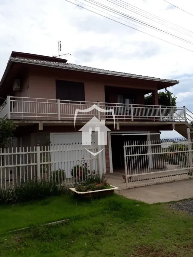 Casa com 2 dormitórios