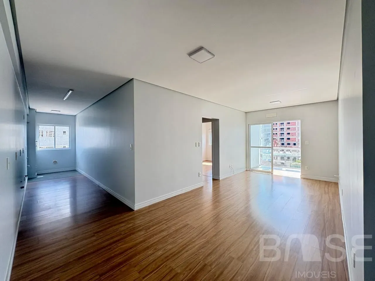 Apartamento com 2 dormitórios, foto 1