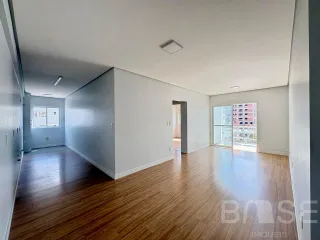 Apartamento com 2 dormitórios, foto 1