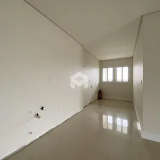 Corredor interno de um imóvel em Lajeado, Brasil.