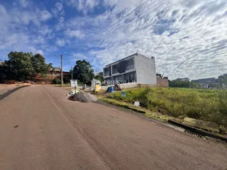 Vista externa de uma casa em construção na Lajeado, Brasil.