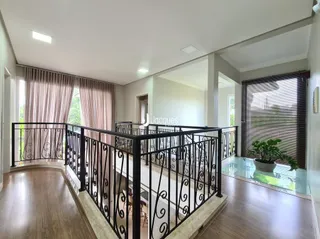 Vista do corredor interno de uma propriedade em Lajeado, Brasil.