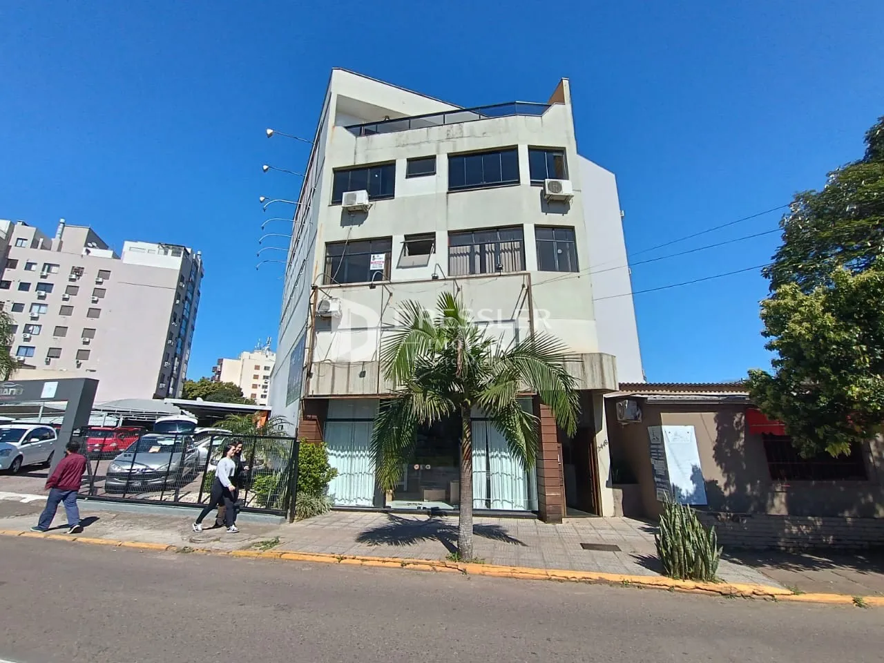 Fachada de um prédio residencial em Lajeado, Brasil.