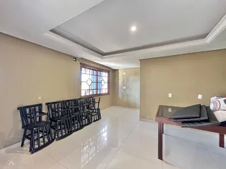 Casa com 4 dormitórios, foto 4
