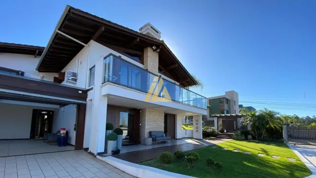 Casa com 4 dormitórios, foto 2