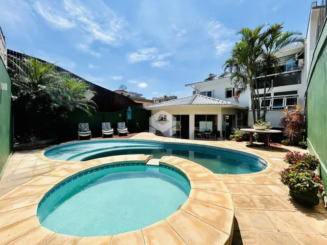 Casa com 4 dormitórios, foto 2