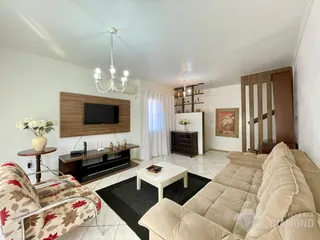 Casa com 4 dormitórios, foto 3