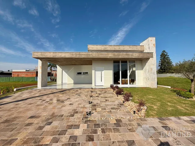 Casa com 3 dormitórios