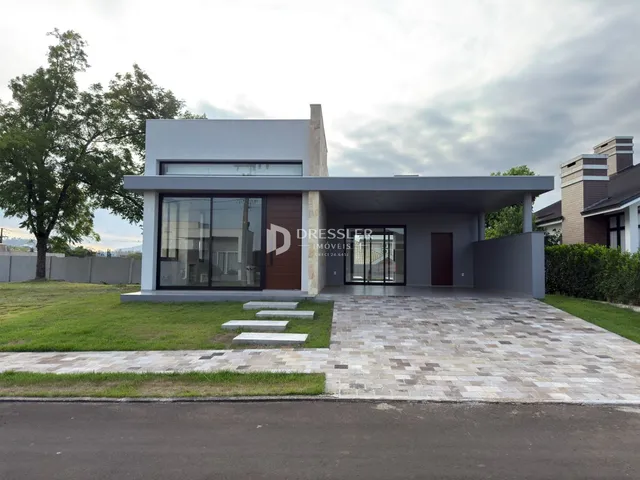 Casa com 3 dormitórios
