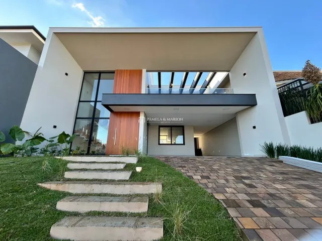 Casa com 3 dormitórios