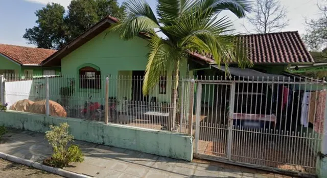 Casa com 3 dormitórios