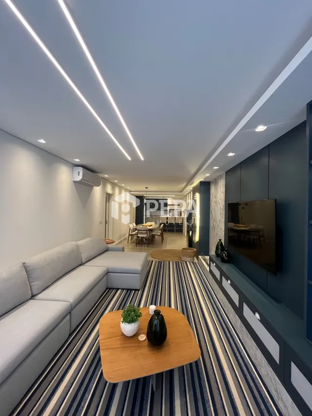 Apartamento com 3 dormitórios