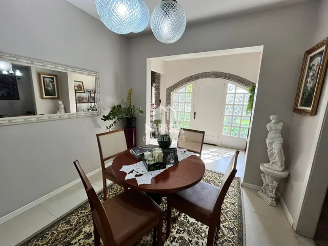 Casa com 5 dormitórios, foto 4