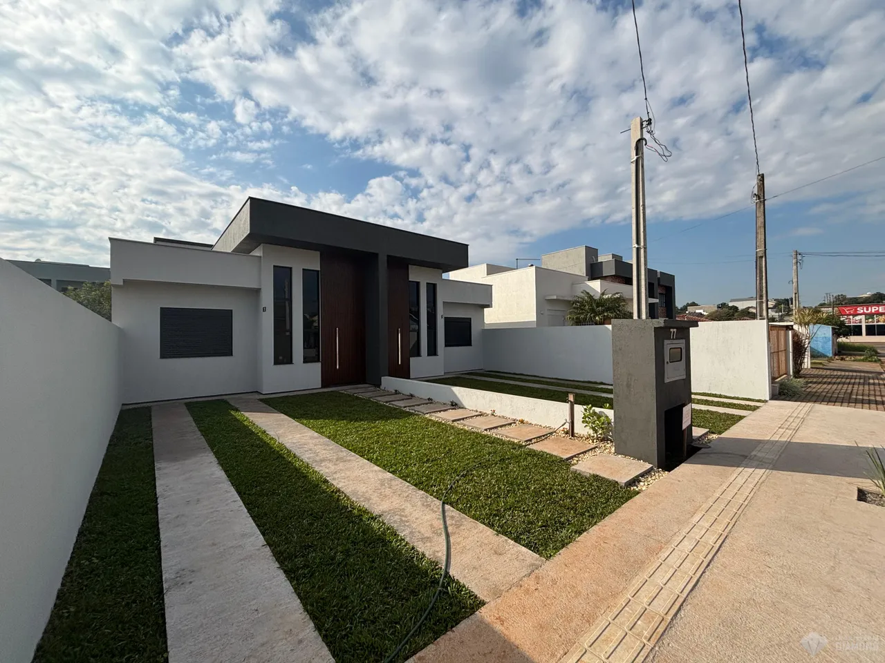 Casa geminada com 2 dormitórios, foto 1