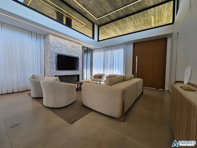 Casa com 4 dormitórios, foto 5