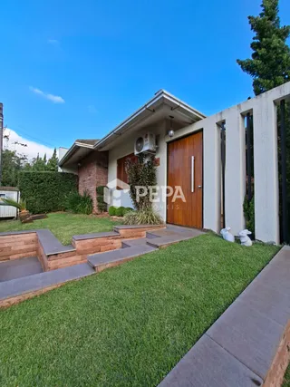 Casa com 4 dormitórios, foto 2