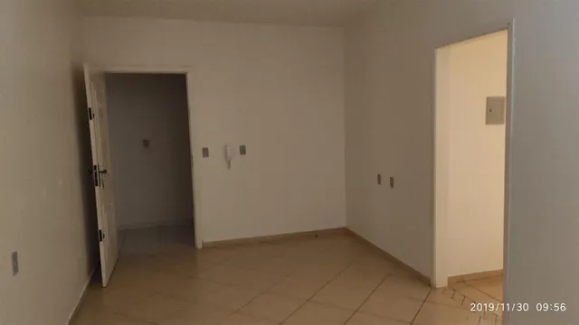 Apartamento com 2 dormitórios, foto 2