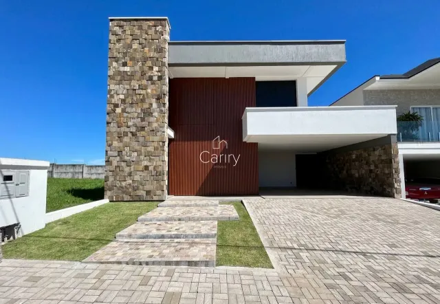 Casa com 3 dormitórios