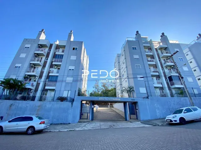Fachada de um prédio residencial em Lajeado, Brasil.