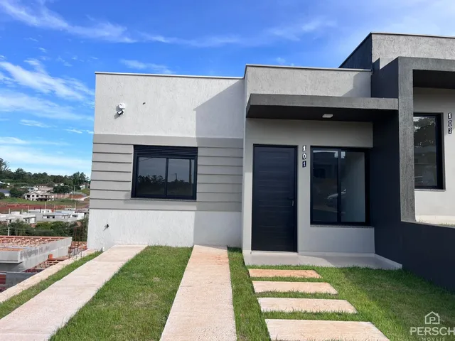 Casa geminada com 2 dormitórios