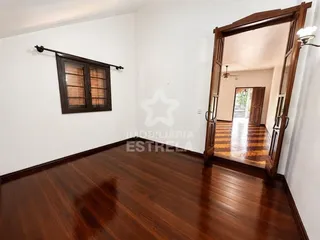 Casa com 4 dormitórios, foto 3
