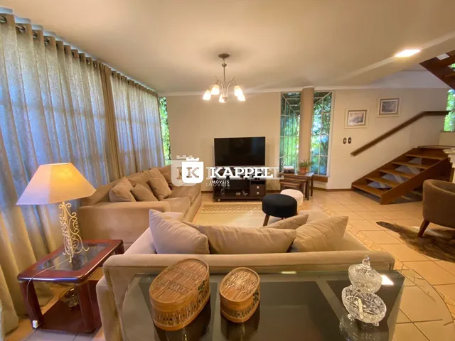 Casa com 3 dormitórios
