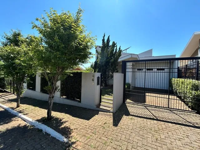 Casa com 1 dormitório