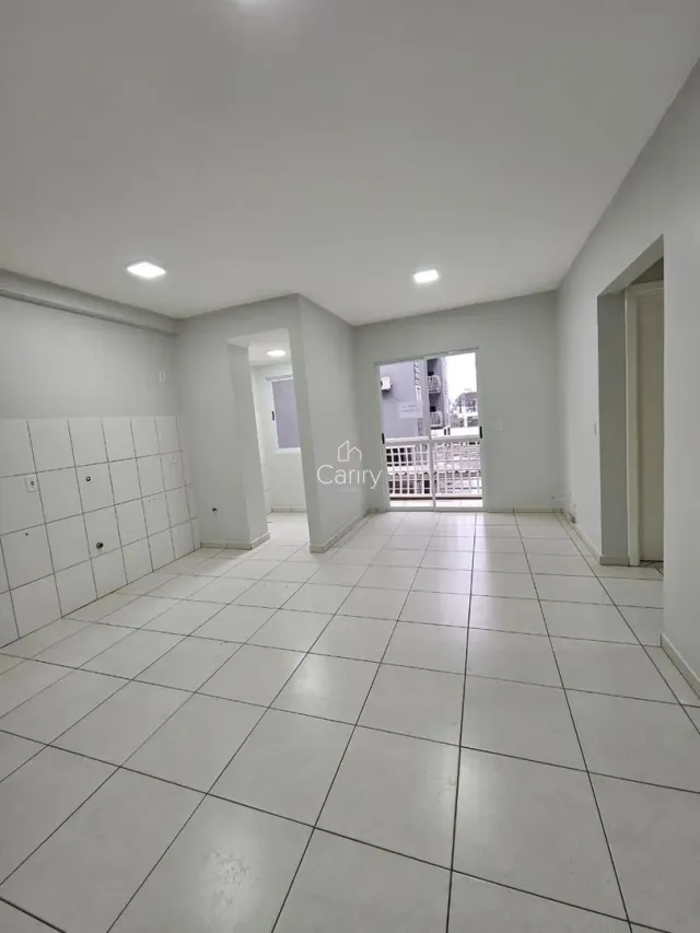 Apartamento com 2 dormitórios