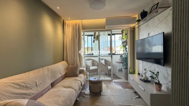 Apartamento com 2 dormitórios
