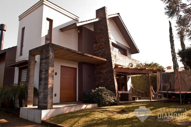 Casa com 3 dormitórios