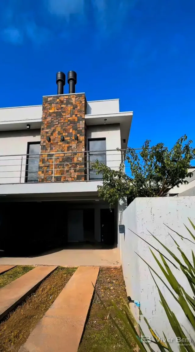 Casa com 3 dormitórios