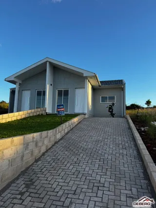 Casa geminada com 2 dormitórios, foto 1