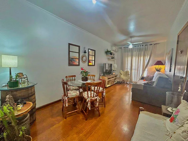 Apartamento com 2 dormitórios