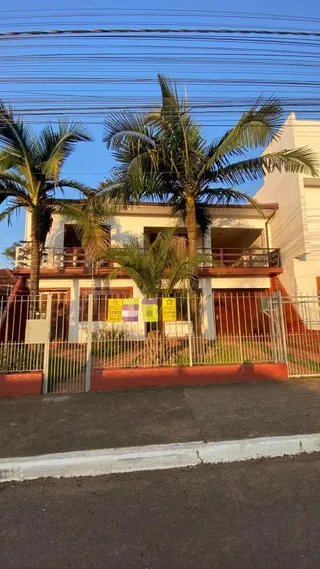 Casa com 5 dormitórios, foto 2