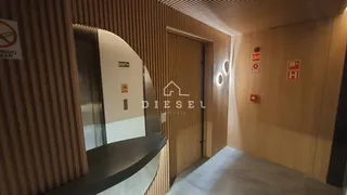 Apartamento com 3 dormitórios, foto 4