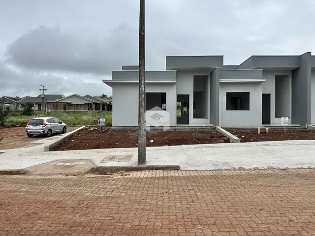 Casa geminada com 3 dormitórios