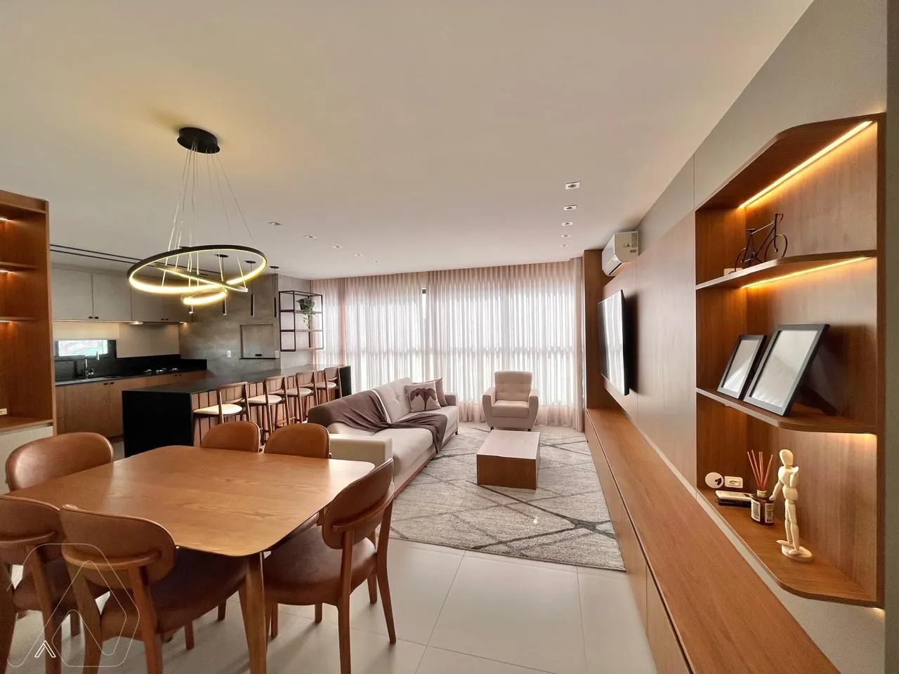 Apartamento com 3 dormitórios, foto 1