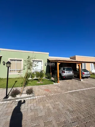 Casa com 2 dormitórios, foto 1