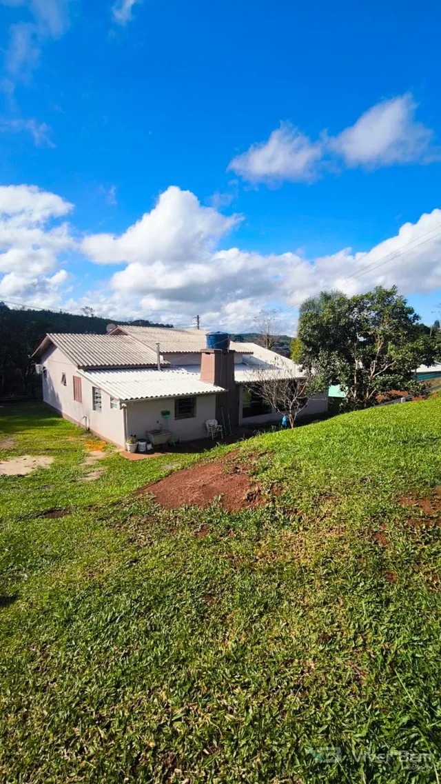 Área rural com 2 dormitórios