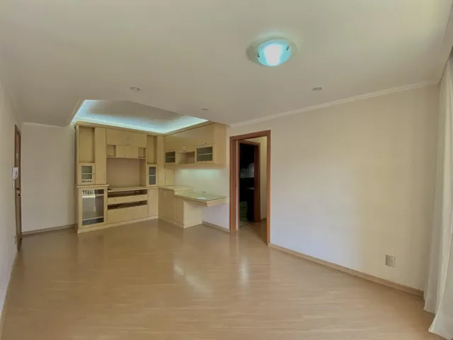 Apartamento com 3 dormitórios