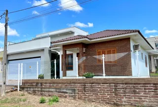 Casa com 2 dormitórios, foto 1