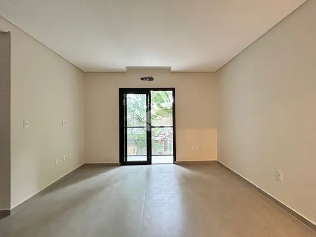 Apartamento com 3 dormitórios, foto 2