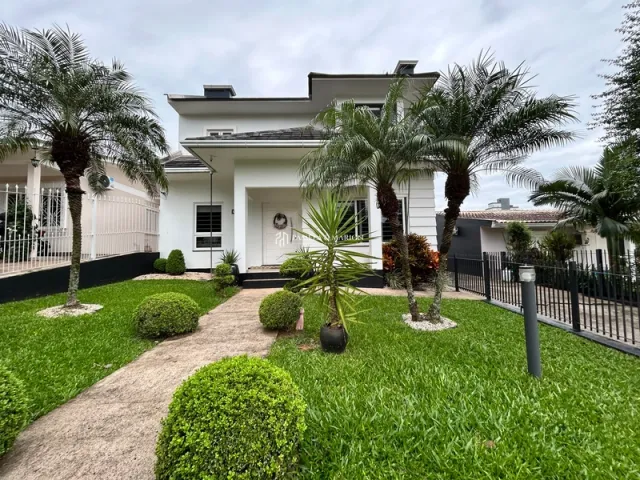 Casa com 3 dormitórios