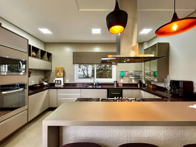 Casa com 4 dormitórios, foto 4