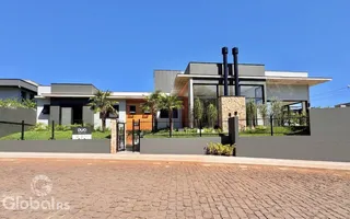 Fachada moderna de uma residência em Lajeado, Brasil.